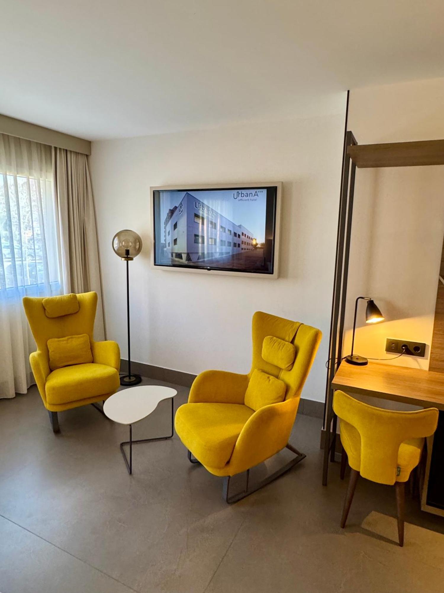 Urban A+++ Hotel トレス・カントス エクステリア 写真