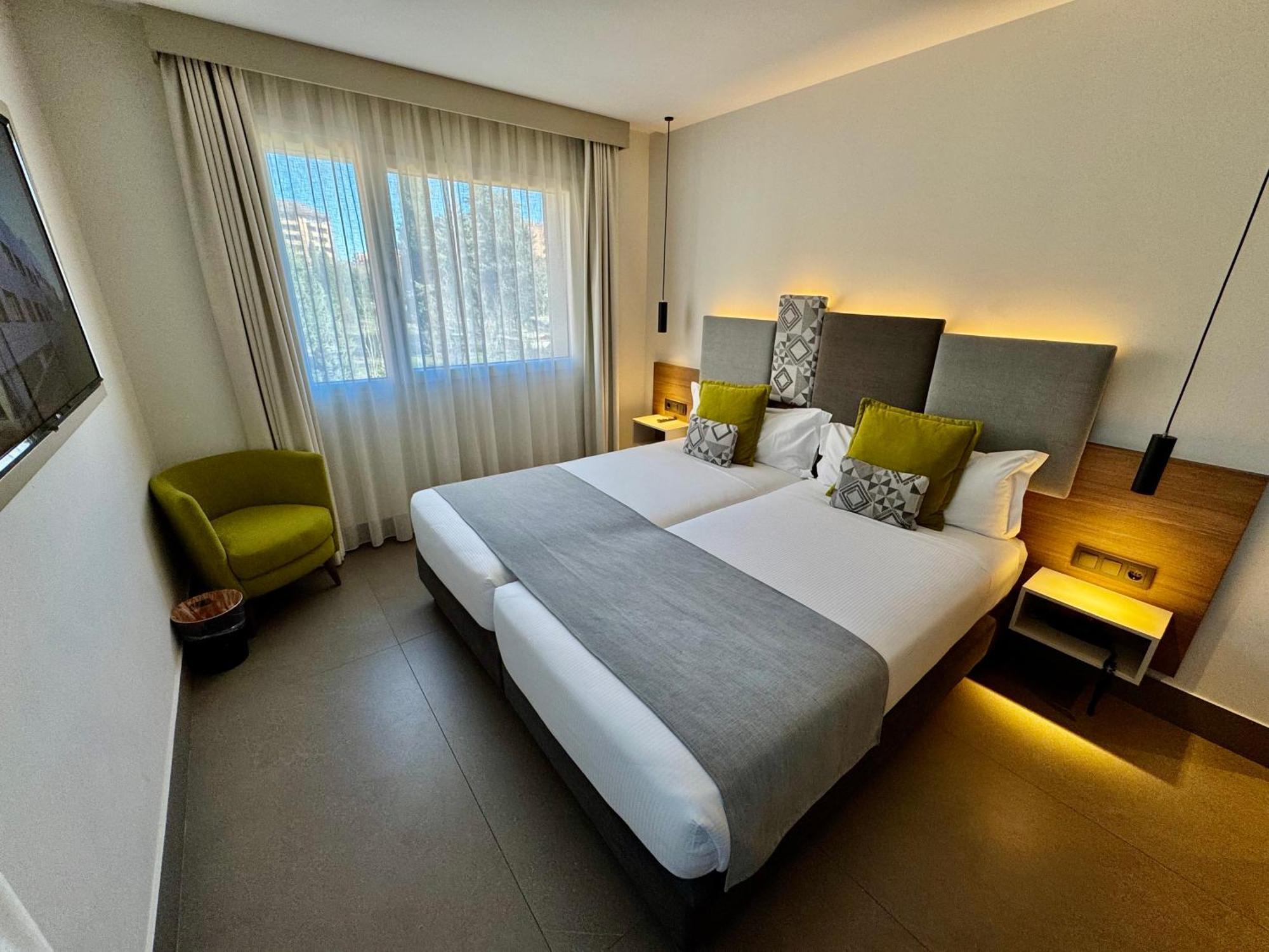 Urban A+++ Hotel トレス・カントス エクステリア 写真
